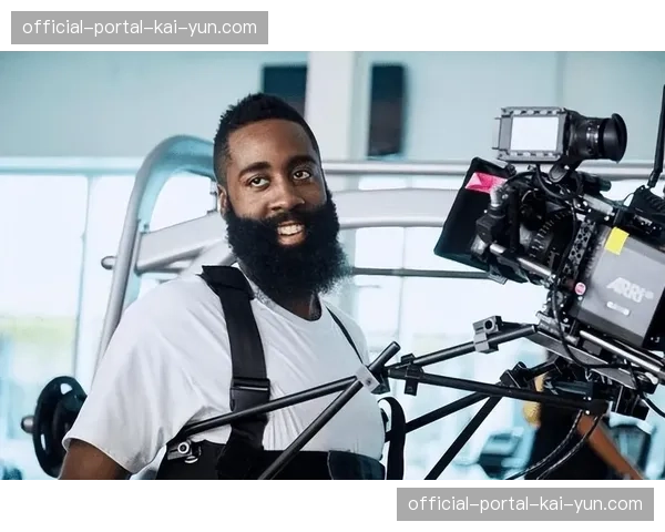 哈登转型发展机制，老将经验价值与年轻球队建设协同研究路径