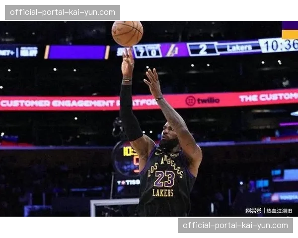 魔术110-109绝杀湖人，班凯罗关键篮板锁定胜局